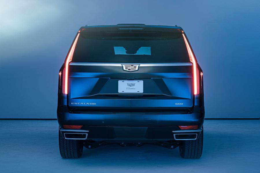  Cadillac Escalade Luxury 2020 года  (NA) (фото 8 из 11)